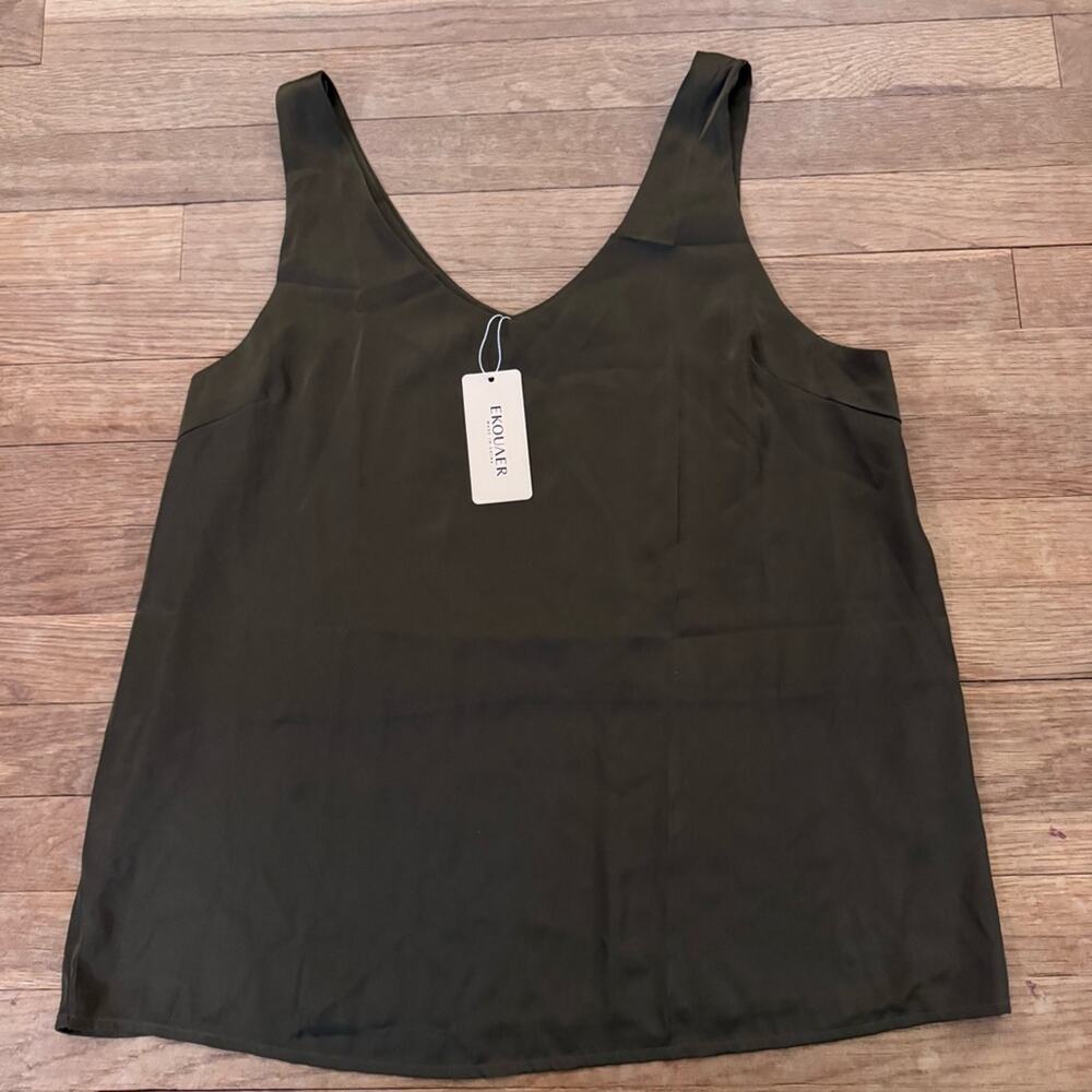 NWT Ekouaer olive take top blouse shirt size large L
 b76
